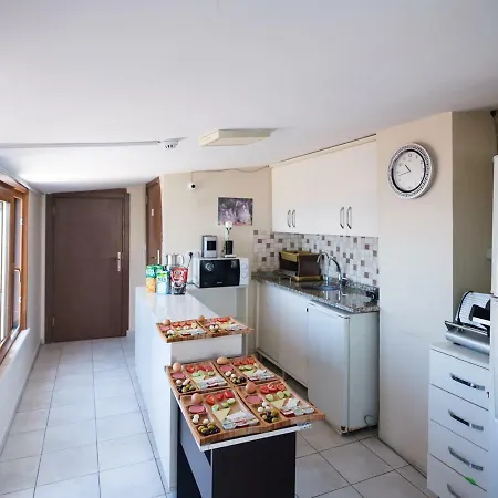 Oban Bed & Breakfast 2*